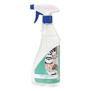 Transparente Sprühflasche mit blau-weißem Sprühkopf, Aufschrift "graffitiCRACK Etiketten-Entferner 500 ml", etikettenbedeckt.