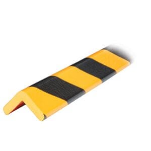 Gelb-schwarzes L-förmiges Eckschutzprofil Typ H+ mit Edelstahlbasis, geriffelter Oberfläche, Kantenschutz für Wände oder Ecken.