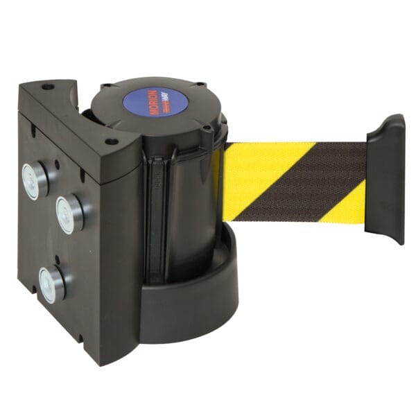 MORION Wandgurt: Schwarz-gelbes Absperrband, schwarze Wandhalterung, vier sichtbare Seitenmagnete.
