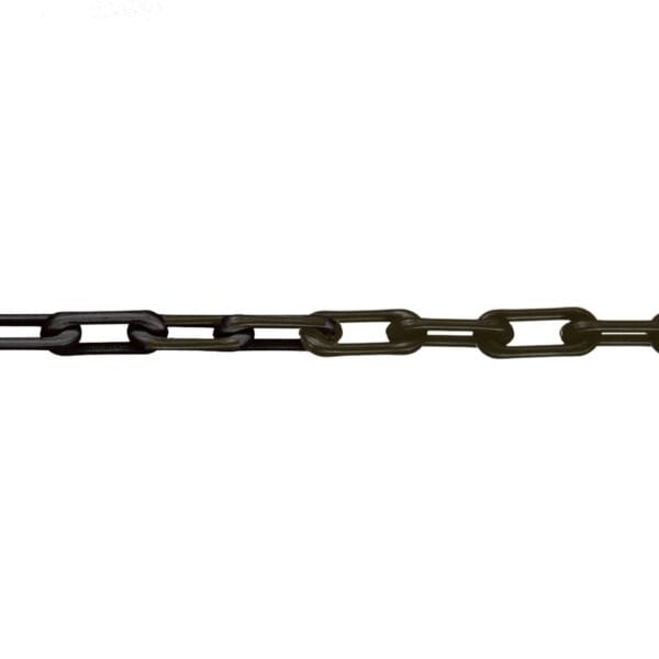 MNK-Güte 6 schwarze Stahlketten, horizontal ausgerichtet, einzeln vor weißem Hintergrund isoliert.