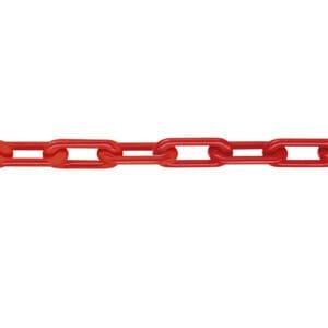 Rote Kunststoffkette MNK-Güte 8, horizontale ovale Kettenglieder, ineinandergreifend auf weißem Hintergrund.