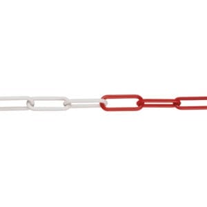 Kunststoffkette mit abwechselnd roten und weißen Gliedern, horizontal auf weißem Hintergrund, Absperrkette sichtbar.