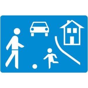 Blaues PROline-Thermo-Straßenschild Z 325 mit weißen Symbolen: Fußgänger, spielendes Kind, Auto, Haus - Verkehrsberuhigte Zone.
