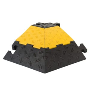 Gelb-schwarze 5-Kanal Kabelbrücke Eckstück aus Gummi mit rutschfester Oberfläche, schützt Kabel und Schläuche, RECHTS.