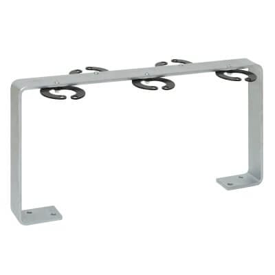 Fahrradständer aus Metall mit rechteckigem Rahmen und vier Haken für Fahrräder, zur Montage auf ebenem Untergrund geeignet.