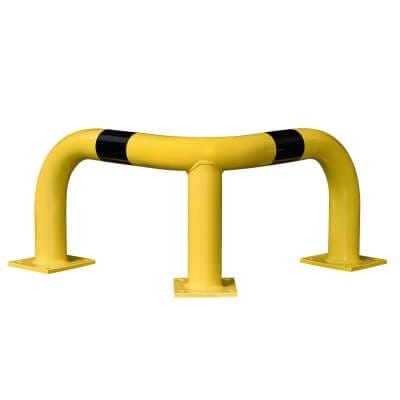 Gelber BLACK BULL Rammschutzbügel XL aus Metall, drei Beine, zwei schwarze Streifen, Eckschutz für Lager oder Parkplatz.