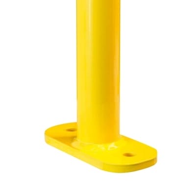 Gelber Wandschutzbügel aus Metall, montiert auf rechteckiger Grundplatte mit zwei Bohrungen zur Bodenbefestigung.