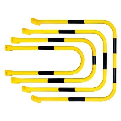 Fünf gelbe BLACK BULL Wandschutzbügel mit schwarzen Streifen, nach Größe sortiert, auf weißem Hintergrund angeordnet.