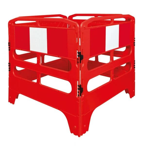 Rotes MORION Schachtschutzgitter aus Kunststoff mit weißen Elementen, quadratisch angeordnet, für Baustellenabsperrung.