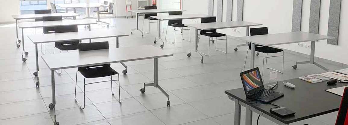 Ausbilder und Einsatzleiter von Hubarbeitsbühnen- und anderen Hebebühnenführern mit Praxistag